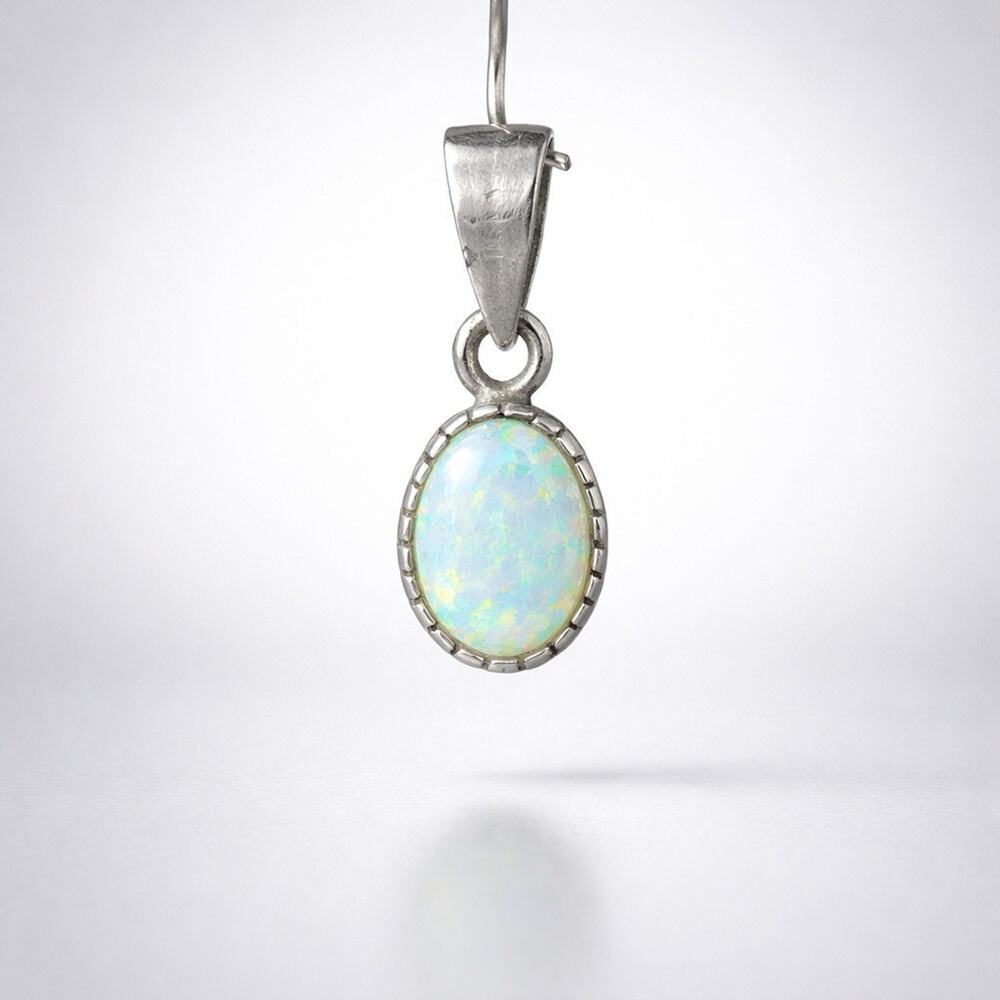 Sterling silver opal pendant 925